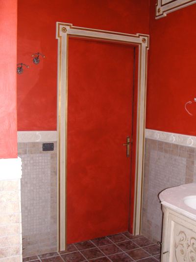 Cornice per porta