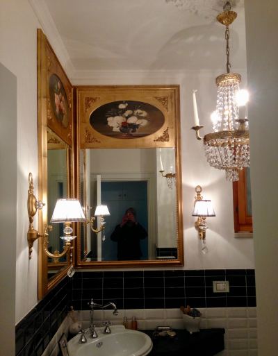 Specchiera per bagno con dipinti